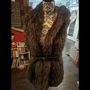 Kristin Blake Faux‎ Fur Vest Medium